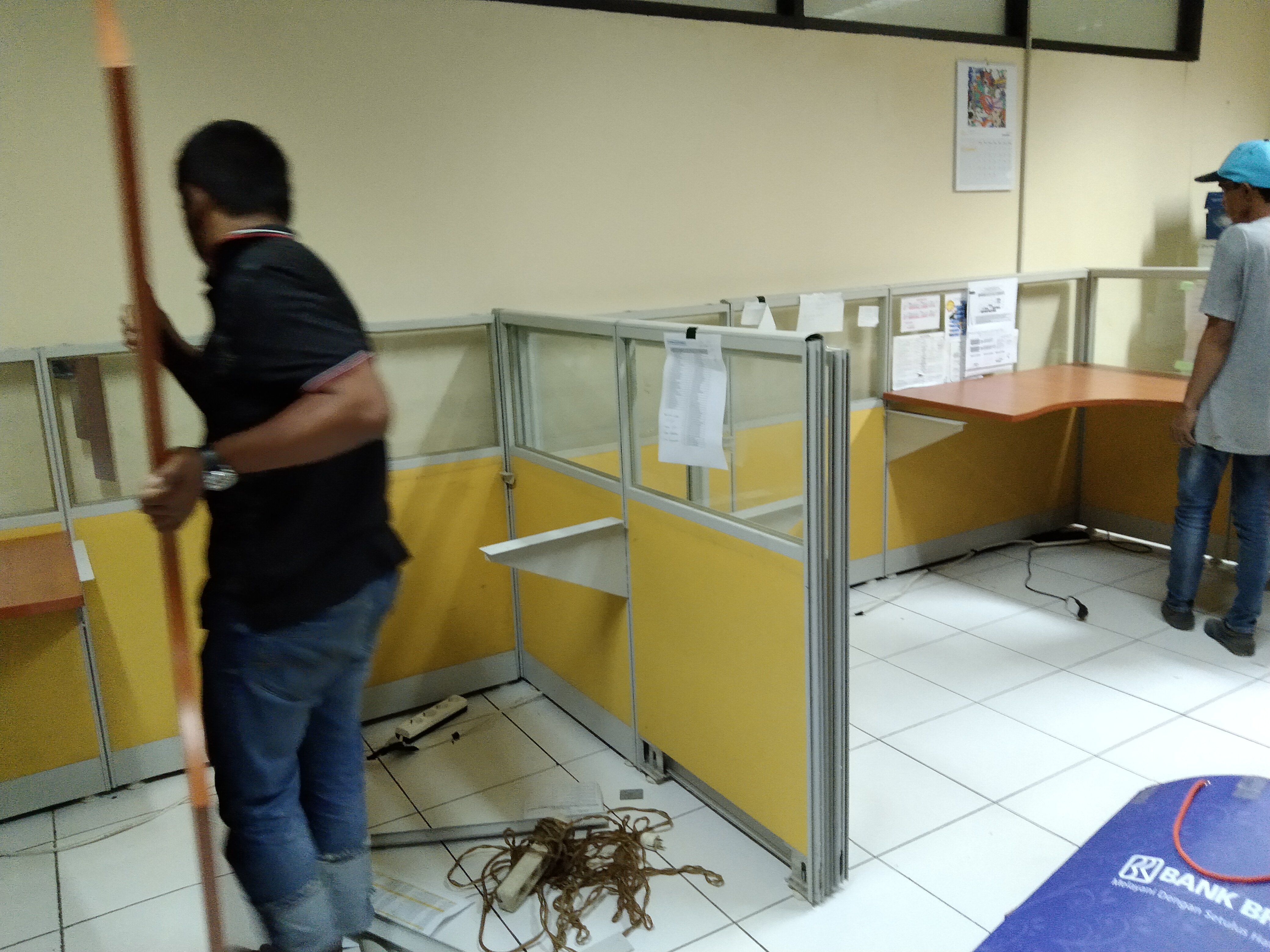 SERVIS PARTISI KANTOR