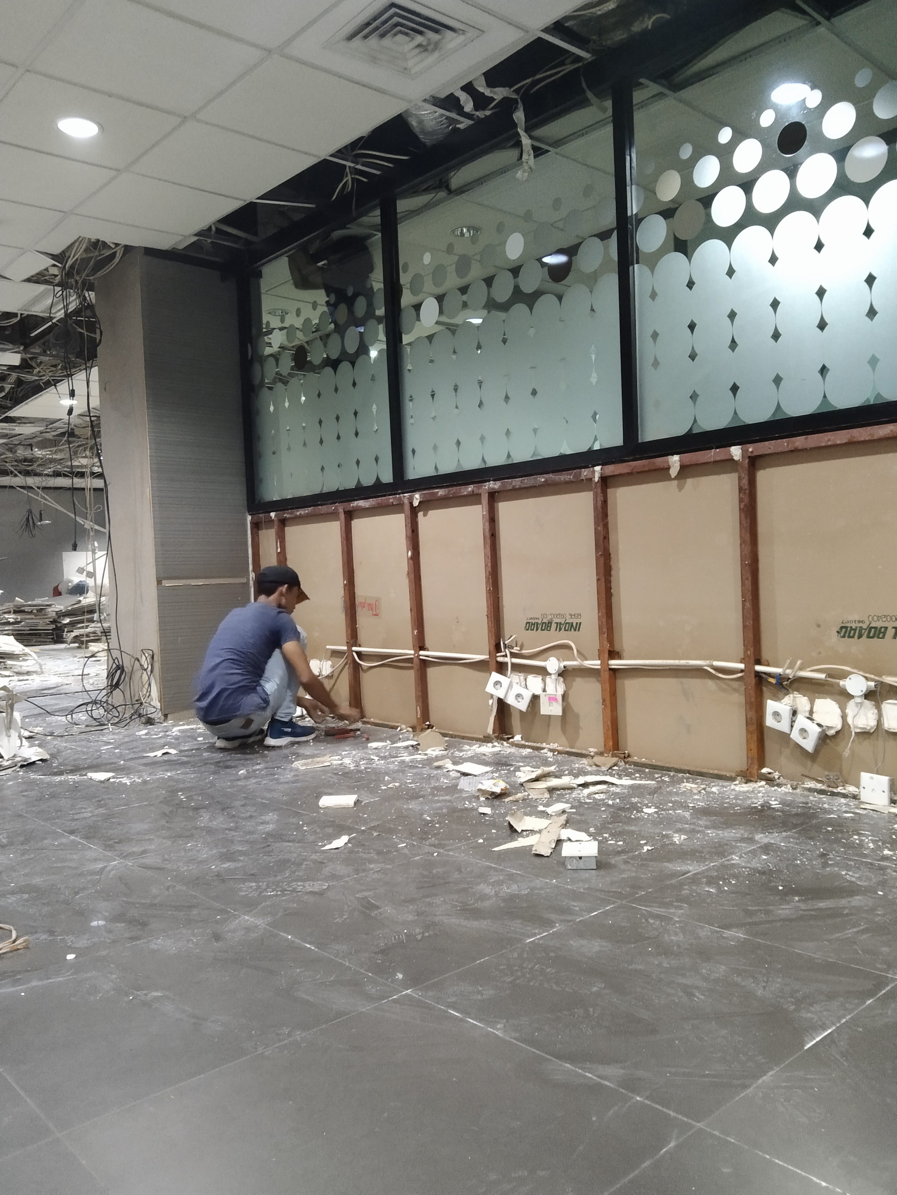 Jasa Bongkaran Dinding, Gypsum, Plafon dll