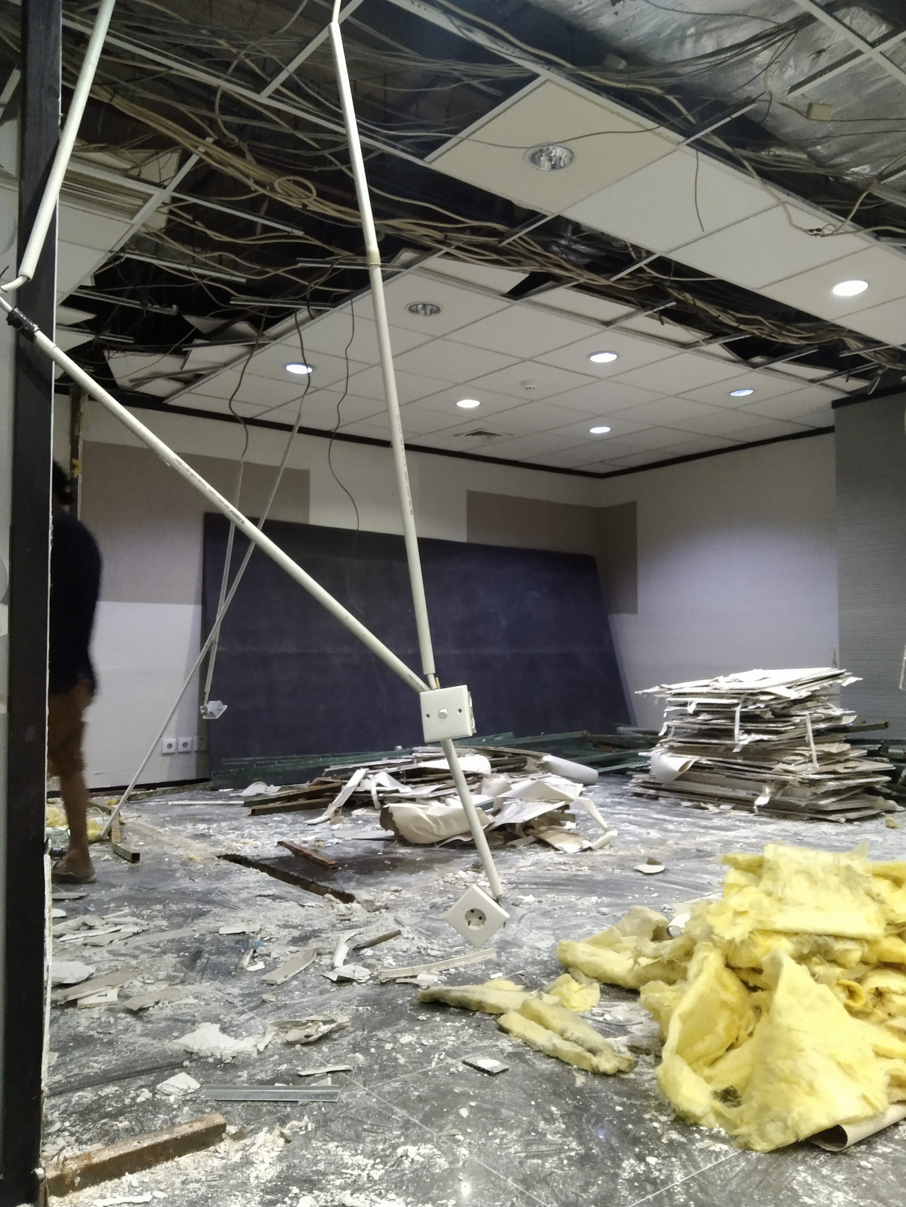 Jasa Bongkar Bangunan